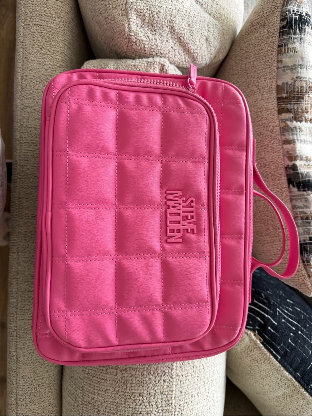 Steve Madden Pink Quilted toiletries/travel bag